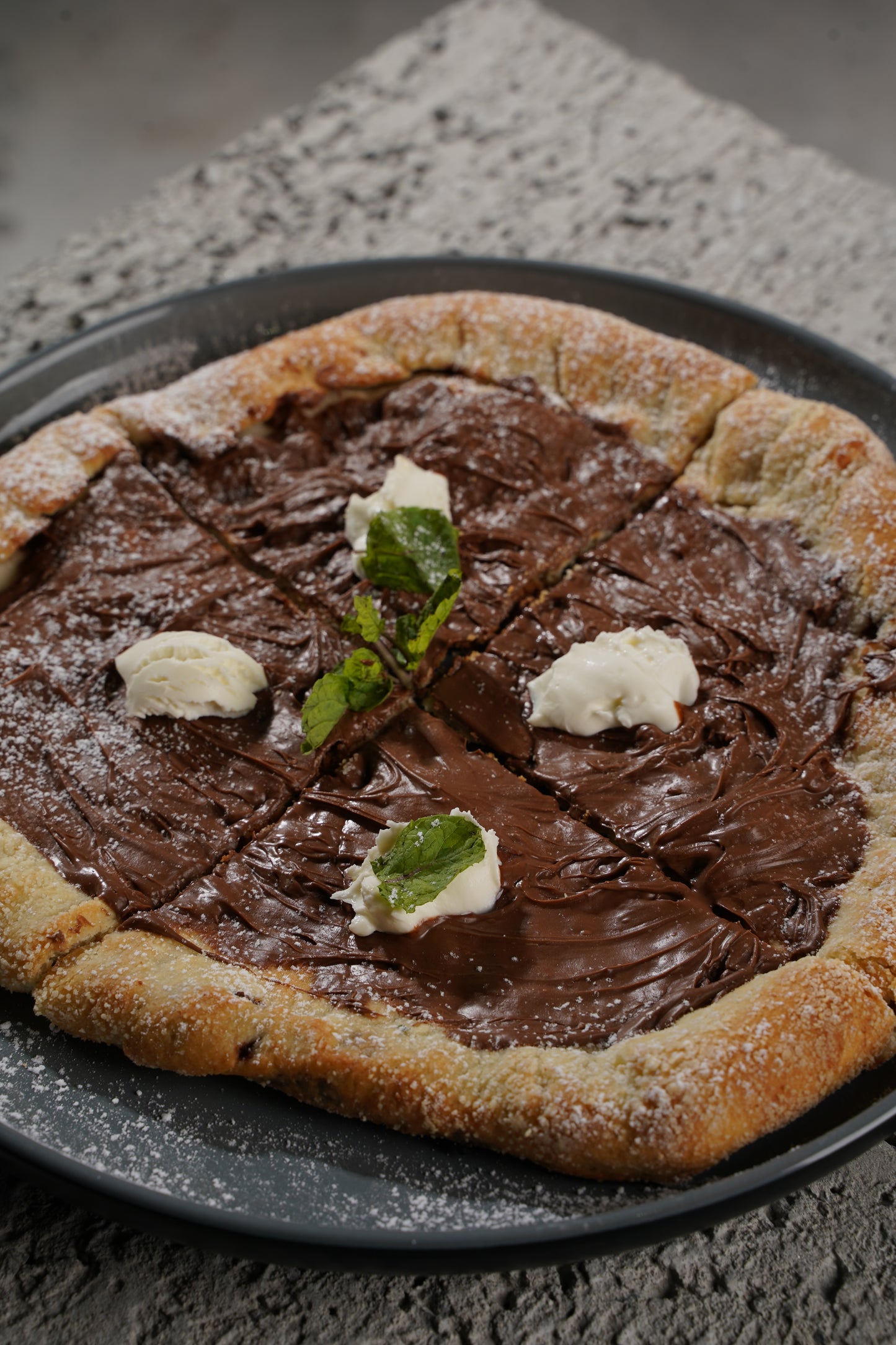 NUTELLA PIZZA